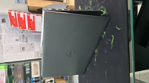 DELL LATITUDE 5540 i5 13eme 8GB 256GB NVME ECRAN 15.6 FHD AVEC CHARGEUR ORIGINAL ET CARTABLE LIVRAISON DISPONIBLE GARANTIE 3MOI