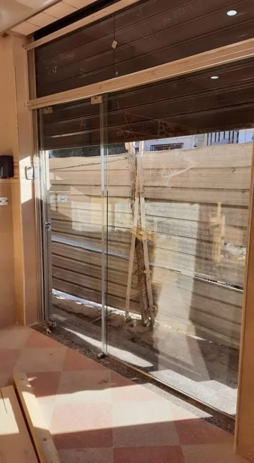 Séparation en verre trempé 