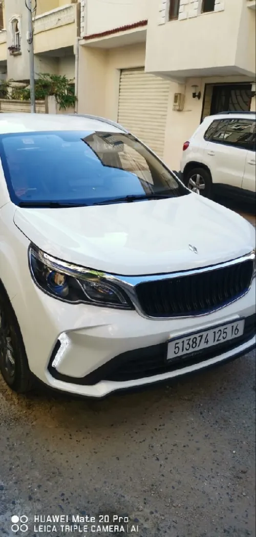 Livan X3 Pro  2025 Manuelle (Sans toit ouvrant)