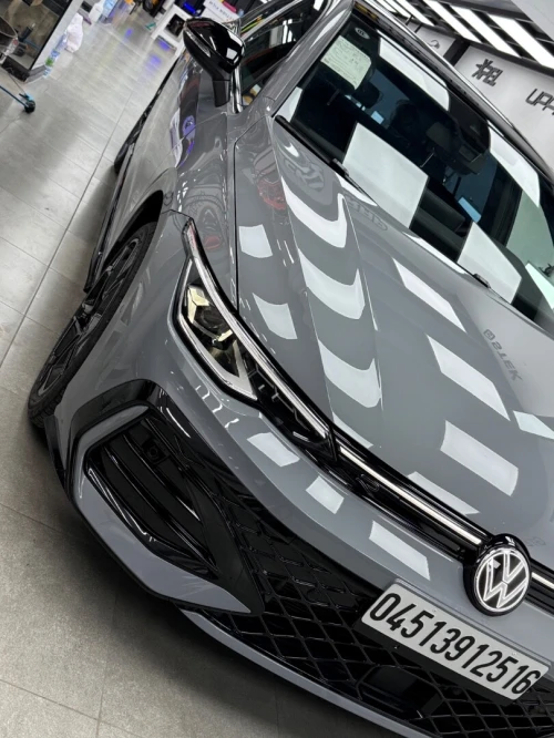 Volkswagen Golf 8 2025 R-Line