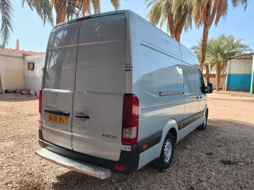 Hyundai H350 