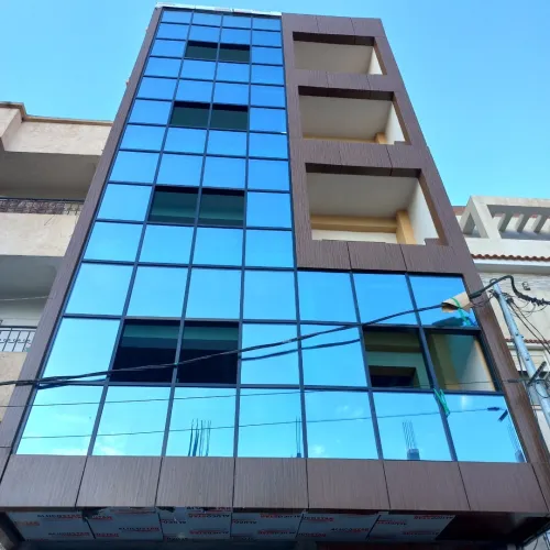 Mûr rideau alucobond