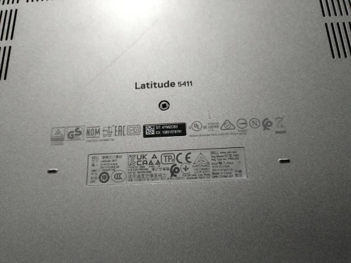 Pc portable Dell latitude 5411