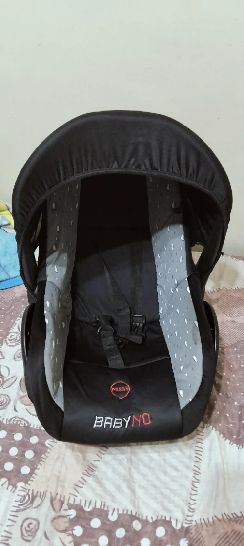 Siège automobile bébé 