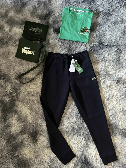 Jogging Lacoste taille S 