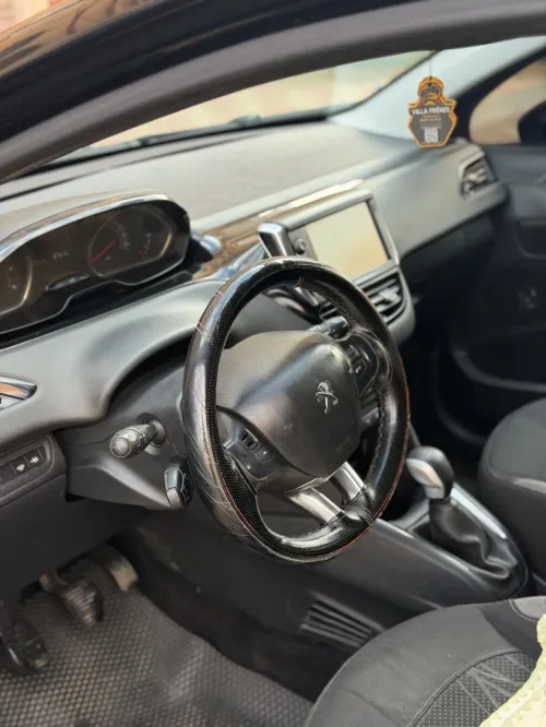 Peugeot 208 2013 Allure