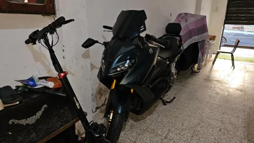 Yamaha T-Max 562 2023