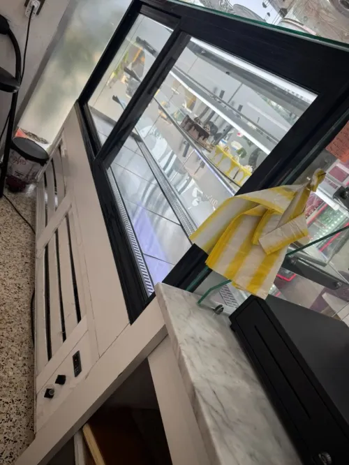 présentoir pâtisserie 