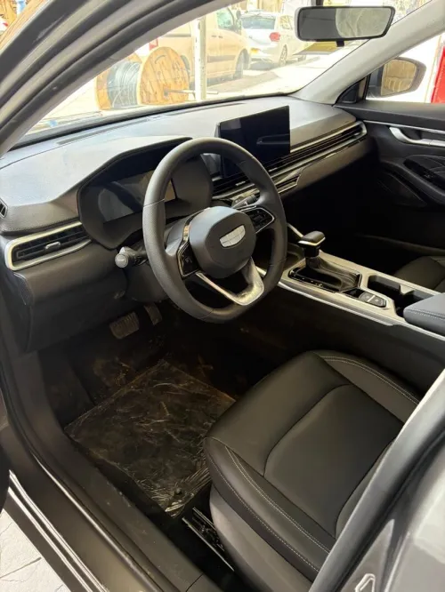 Geely Emgrand 2025 