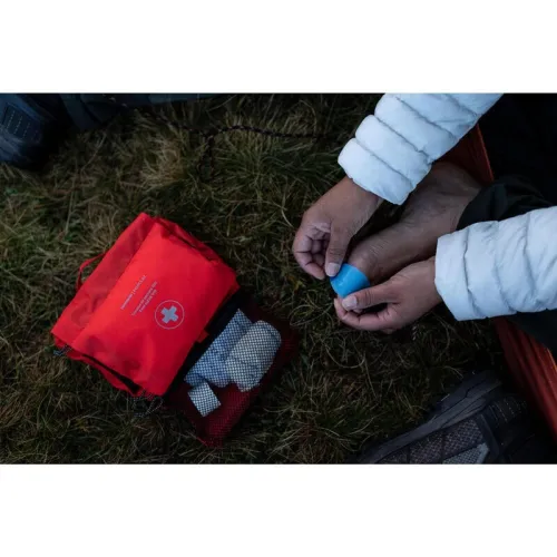 Decathlon Trousse de 1er secours 500 UL - 47 pièces /  41 pièces