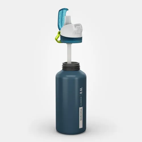 Gourde Decathlon enfant en alu 0,6L avec bouchon instantané et pipette pour la randonnée