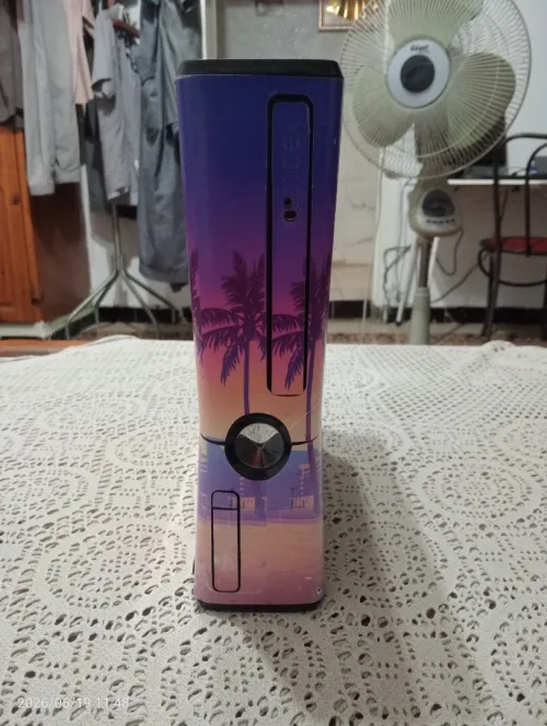 Xbox 360 à vendre  Très bon état