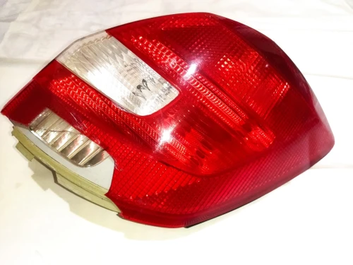 Feu Skoda Fabia arrière droite