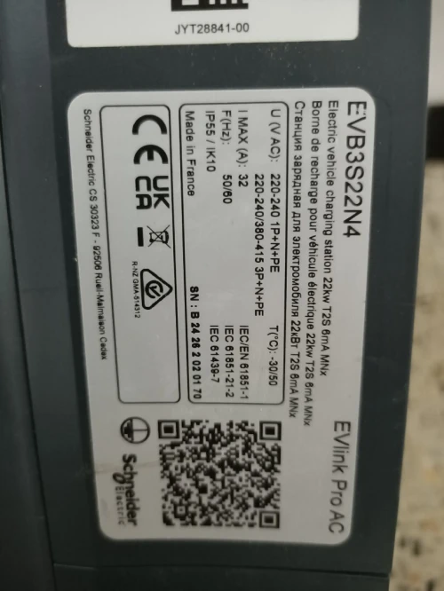Borne de recharge de véhicule électrique evb3s22n4 EVlink Pro AC schneider 22kw