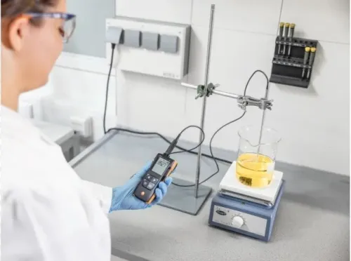 THERMOMETRE PORTABLE TESTO