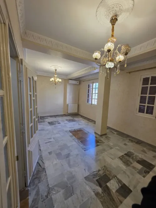 Location Appartement Niveau de villa F4 Alger Cheraga