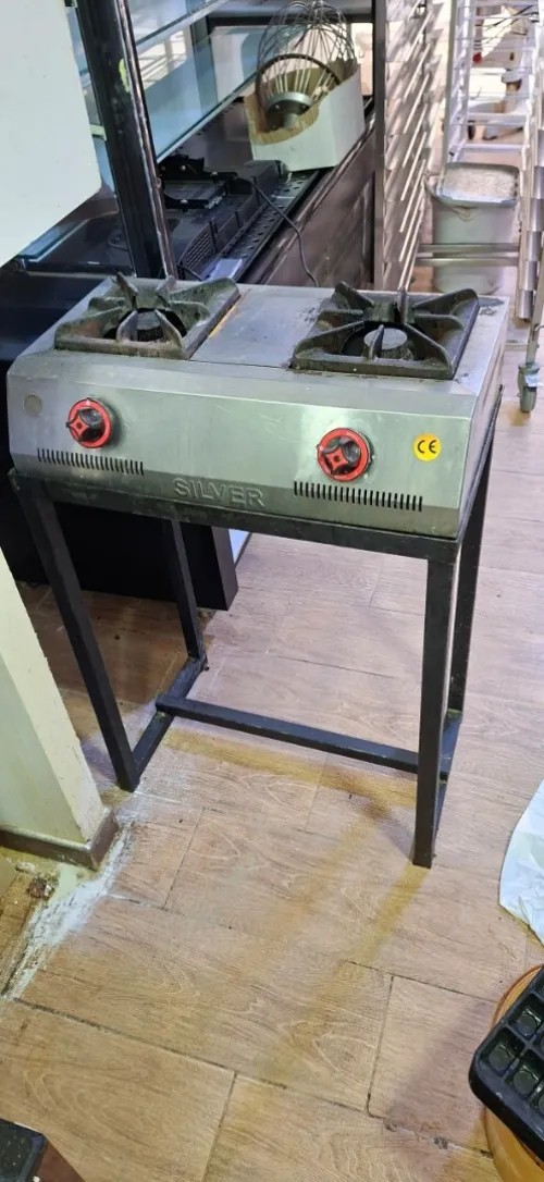 VEND MATERIEL VIENNOISERIE PATISSERIE
