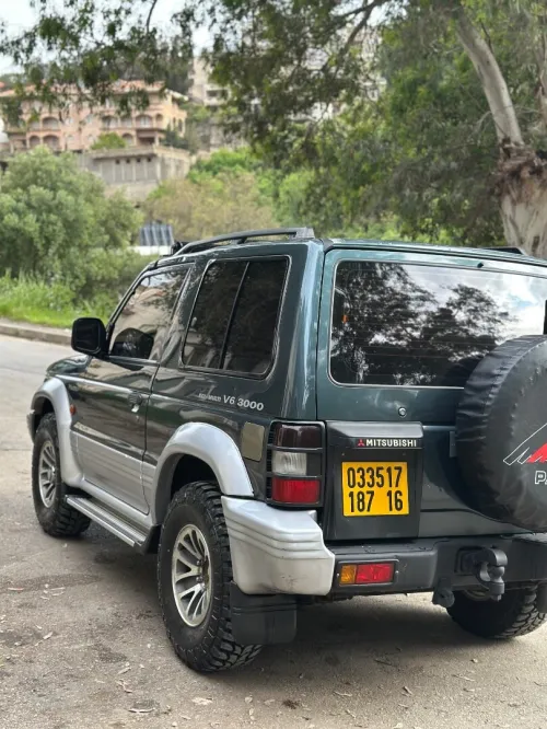 Mitsubishi Pajero Court 1987 Pajero Court