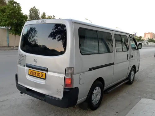 Nissan Urvan 2012