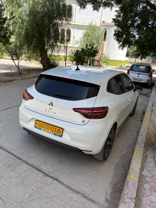 Renault Clio 5  2023 Evolution