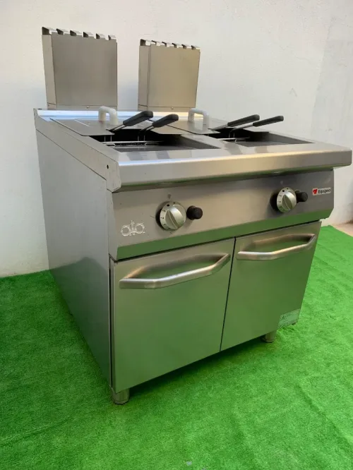 Friteuse à Gaz - double bac 2 x 20 litres