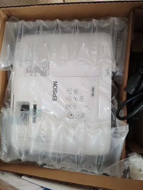 Datashow epson eb-x49 neuf jamais utilisé