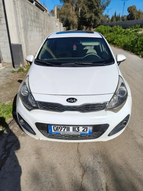 Kia rio 2013 