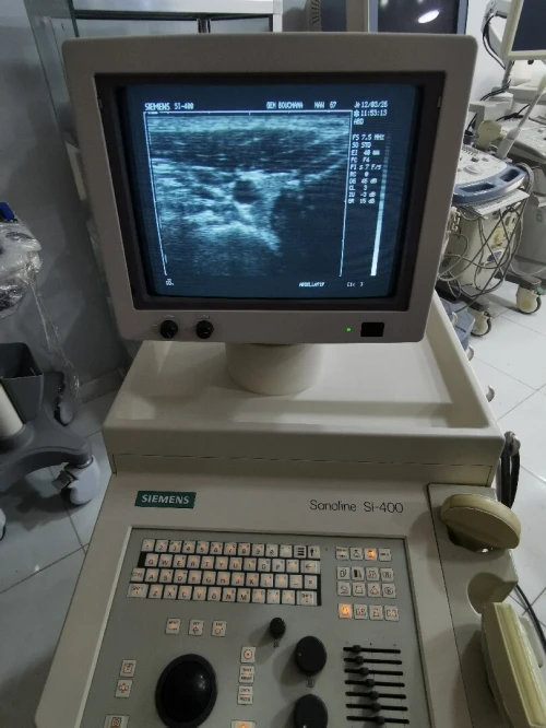 Echographe Siemens Sonoline SI-400 avec 2 sondes