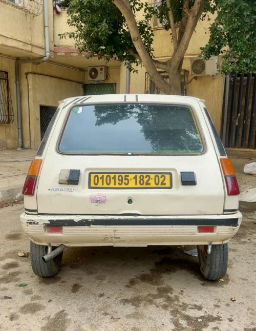 Renault 5 1982 5