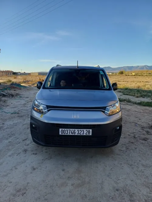 Fiat Doblo 2023 itali