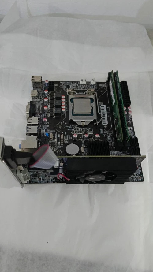 Pack carte mère CPU RAM HDD et carte graphique