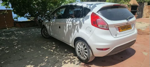 Ford Fiesta 2014 Titanium 