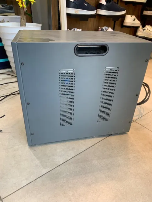 REGULATEUR DE TENSSION 7KVA CHINT