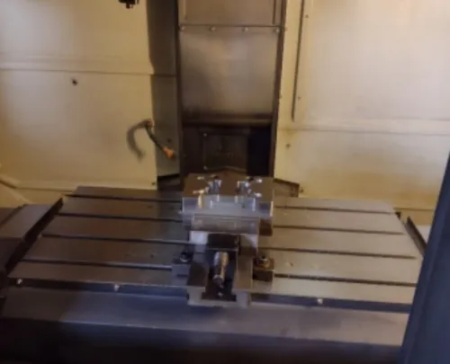Fabrication de moules injection plastique matrice emboutissage 