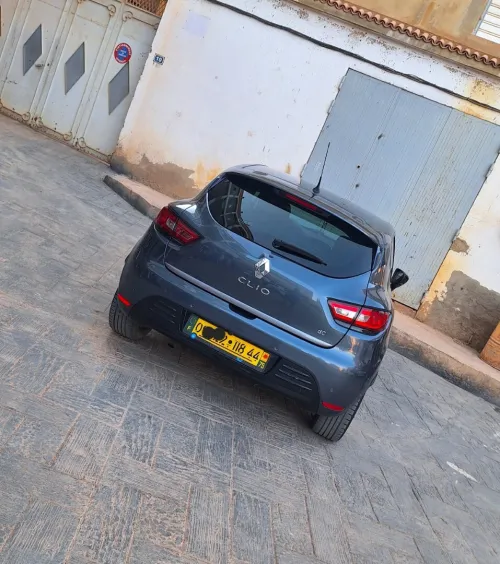 Renault Clio 4 2018 Limited 2