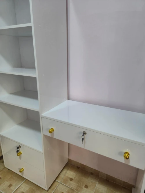 Bureau de travail ou pour enfant