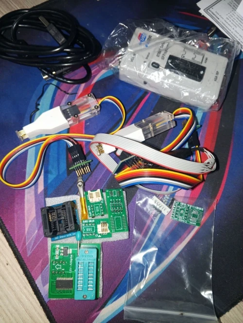 RT809F PROGRAMMER