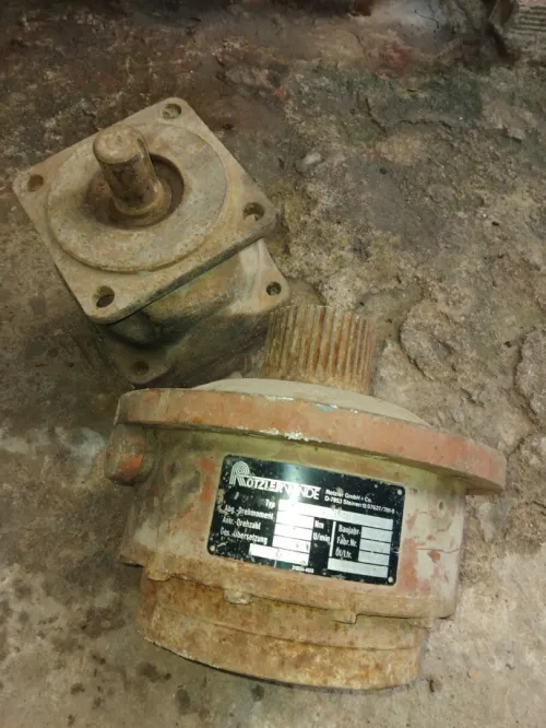 Moteur hydraulique,reducteur forage