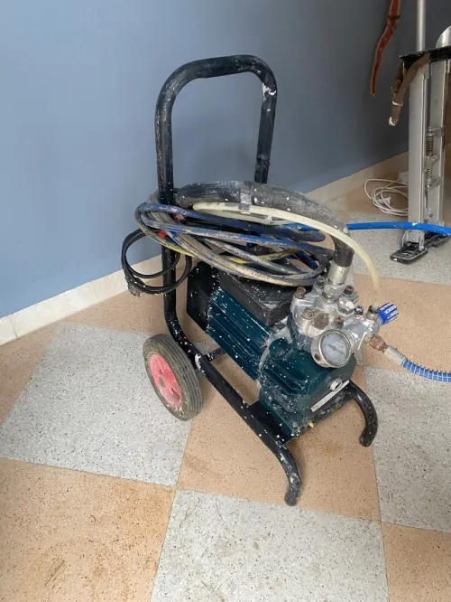 ايرليس ماكينة رش الدهانات airless