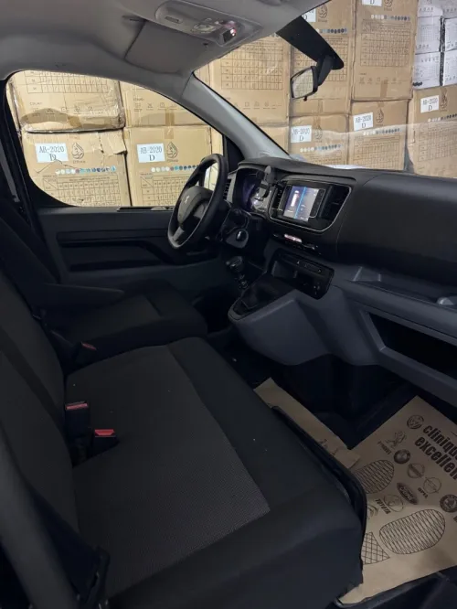 Peugeot Expert 2023 Combi