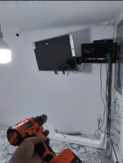 INSTALATION CAMERA DE SURVAILLANCE