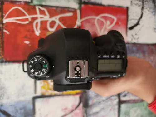 Canon 6D [20K] 