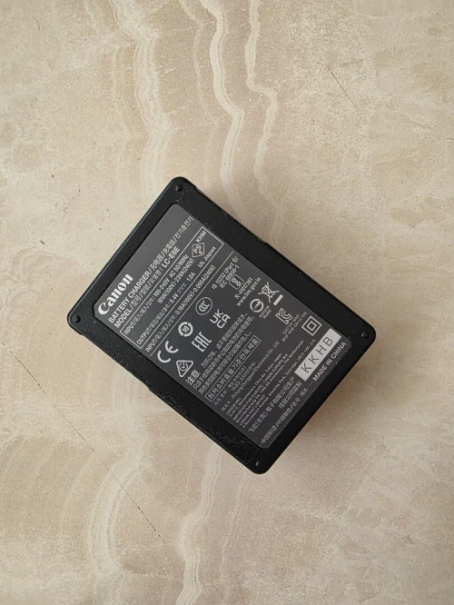 Chargeur de batterie Canon LC-E6E