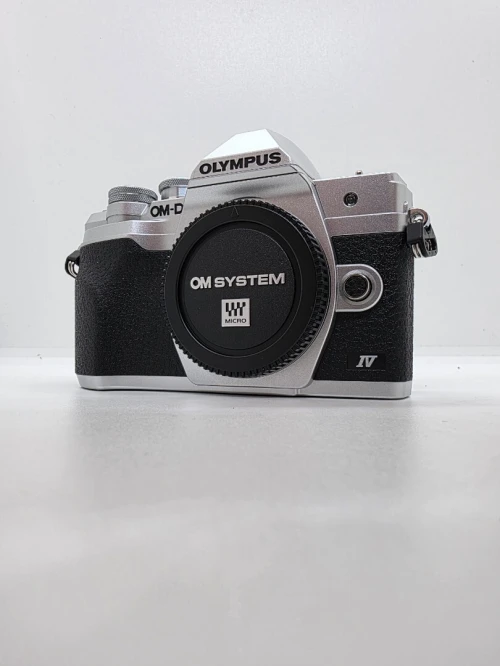 Olympus E-M10 Mark IV