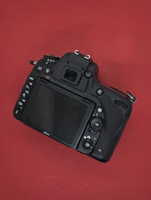 Nikon D750 [6K]