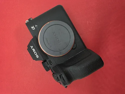 Sony Alpha A7 IV [150K]