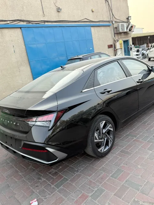 Hyundai ELANTRA 2025 FULL