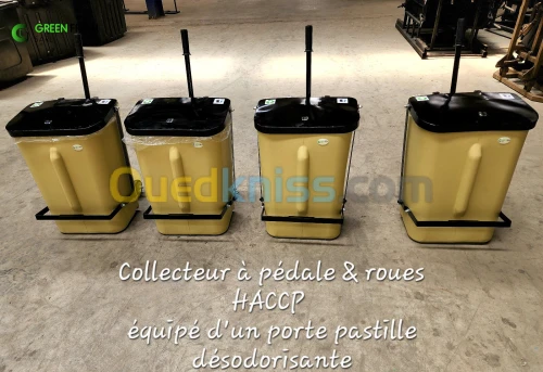 Poubelle collecteur a pedale et roues