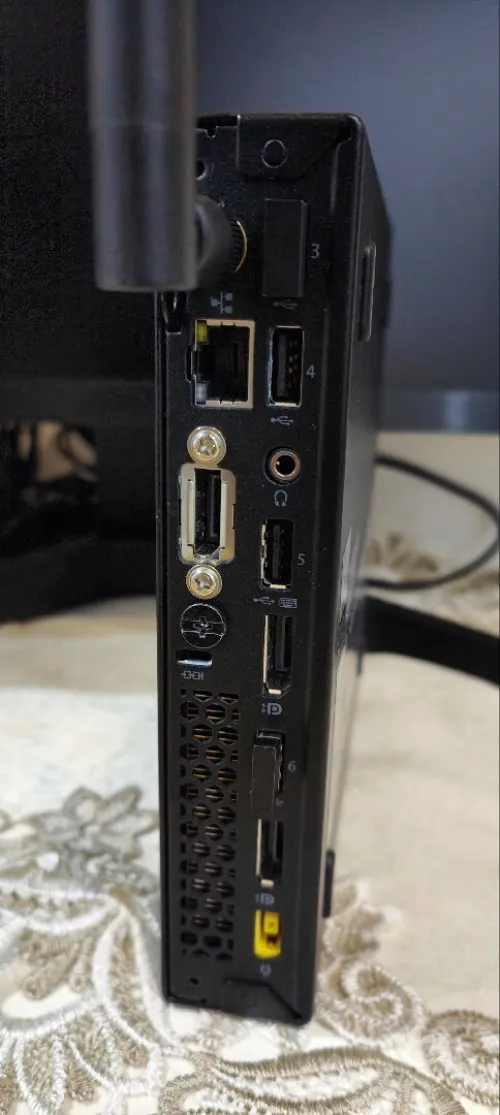PC de marque Lenovo thinkcentr  