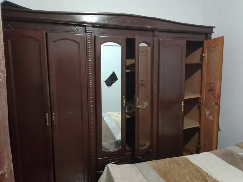 ARMOIRE EN BOIS